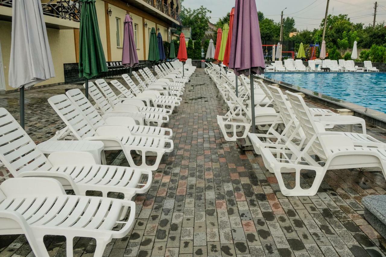 Оздоровчий Комплекс Гайки Заїзд Провулок Сухий Яр 12 Otel Zhytomyr Dış mekan fotoğraf