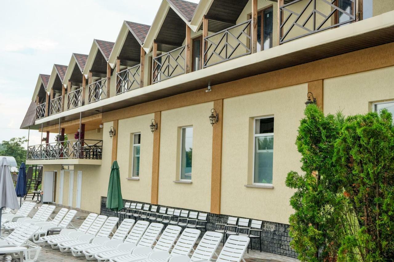 Оздоровчий Комплекс Гайки Заїзд Провулок Сухий Яр 12 Otel Zhytomyr Dış mekan fotoğraf