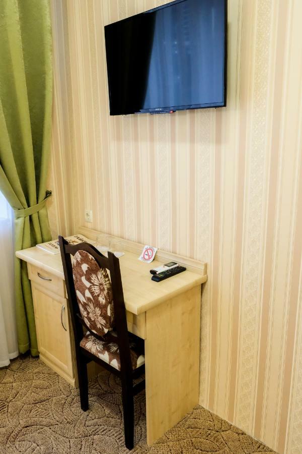 Оздоровчий Комплекс Гайки Заїзд Провулок Сухий Яр 12 Otel Zhytomyr Dış mekan fotoğraf