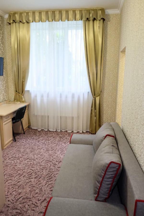 Оздоровчий Комплекс Гайки Заїзд Провулок Сухий Яр 12 Otel Zhytomyr Dış mekan fotoğraf