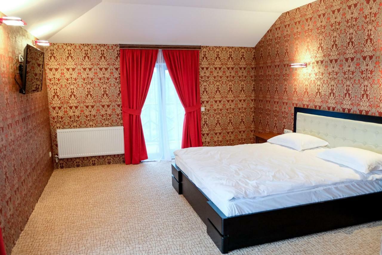 Оздоровчий Комплекс Гайки Заїзд Провулок Сухий Яр 12 Otel Zhytomyr Dış mekan fotoğraf