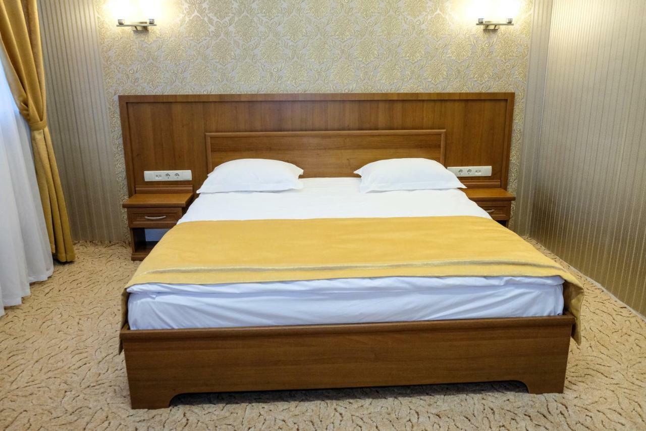 Оздоровчий Комплекс Гайки Заїзд Провулок Сухий Яр 12 Otel Zhytomyr Dış mekan fotoğraf