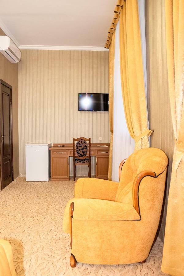 Оздоровчий Комплекс Гайки Заїзд Провулок Сухий Яр 12 Otel Zhytomyr Dış mekan fotoğraf