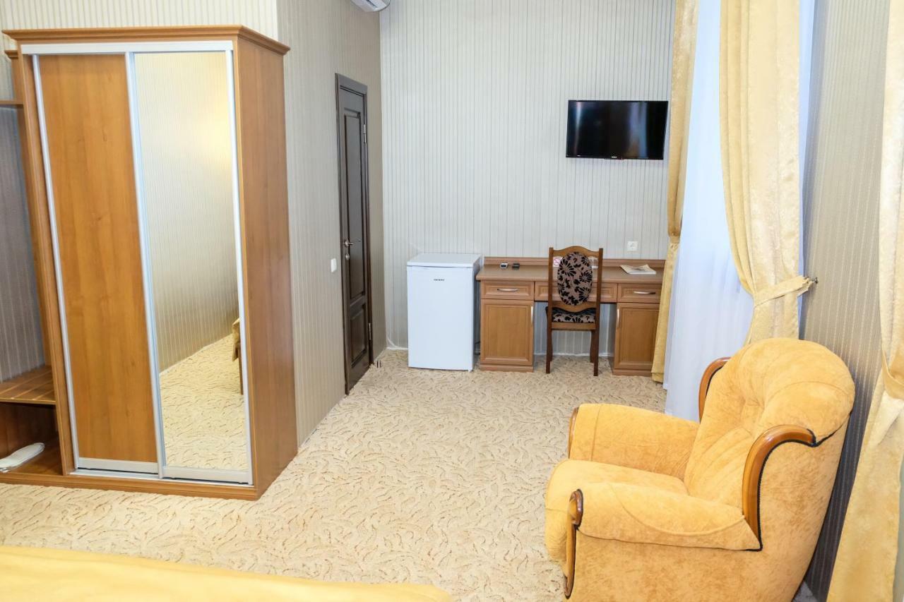 Оздоровчий Комплекс Гайки Заїзд Провулок Сухий Яр 12 Otel Zhytomyr Dış mekan fotoğraf